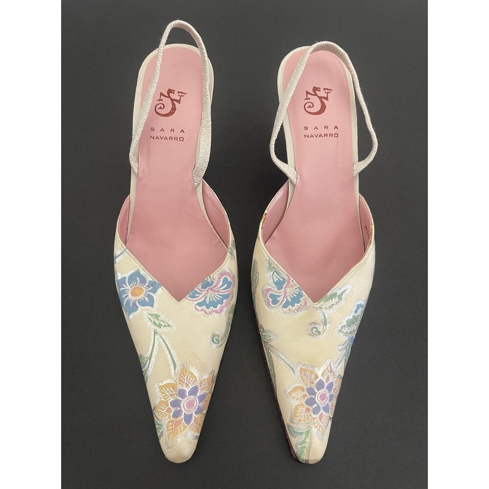 SARA NAVARRO Sz 36 Slingback Kitten Women's Pointed Toe Shoes Foral Pattern